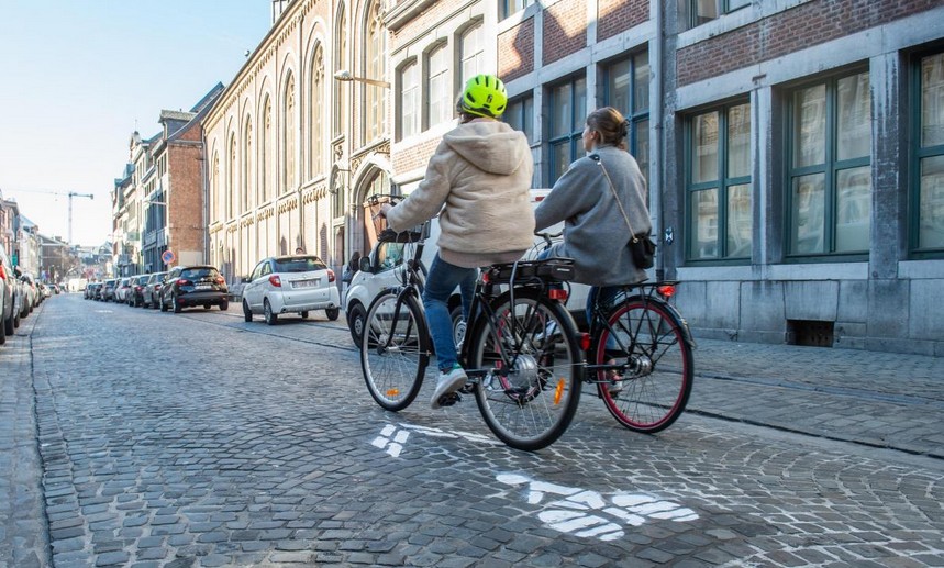 Liège - Rue Hors château