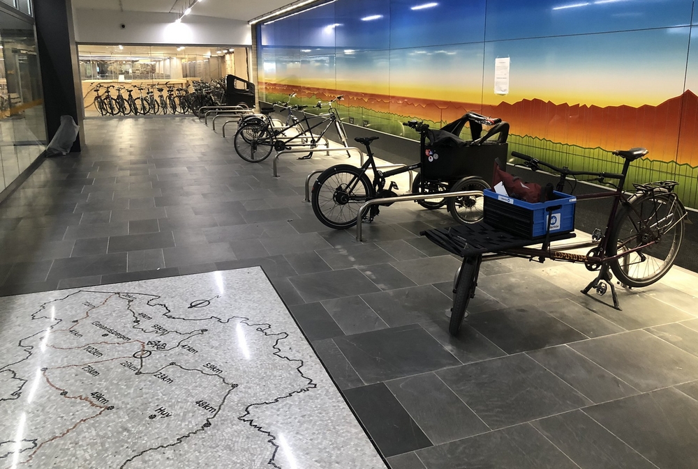 Parking pour vélos cargo - La Bourse (Bruxelles)