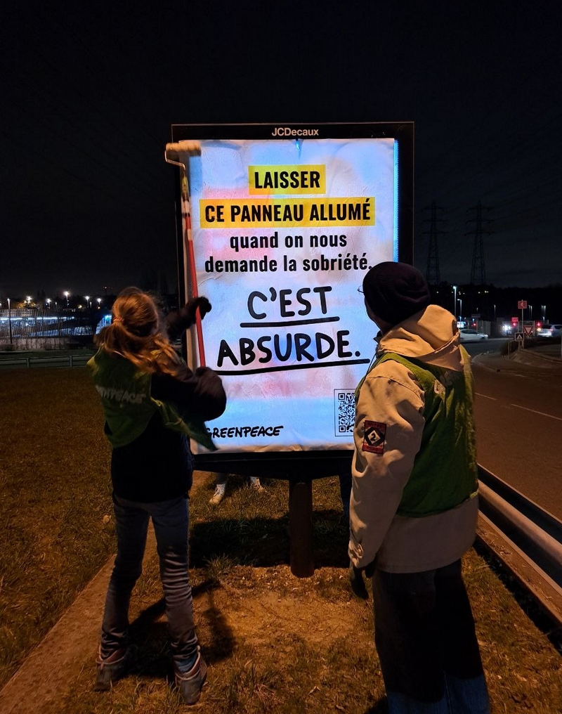 Action anti-pub lumineuse @Greenpeace - 2023