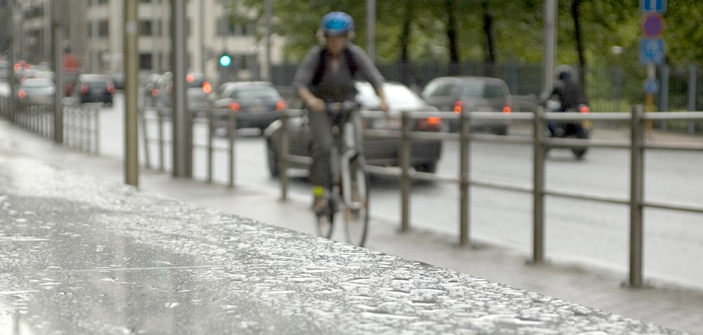 Vélo sous la pluie